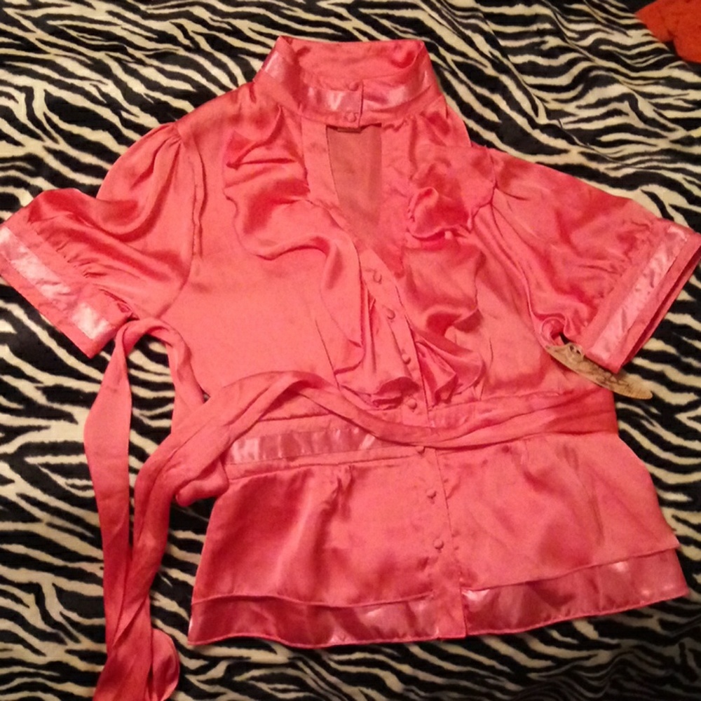 NWT Love Notes satin keyhole neckline blouse